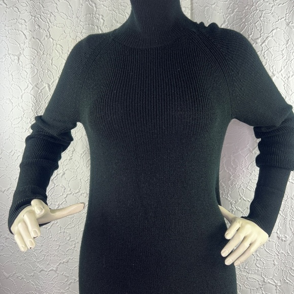 Banana Republic 100% Merino Wool dress - Picture 8 of 10